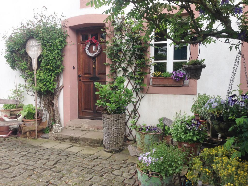 All Seasons Bed & Breakfast Kerpen  Exterior photo